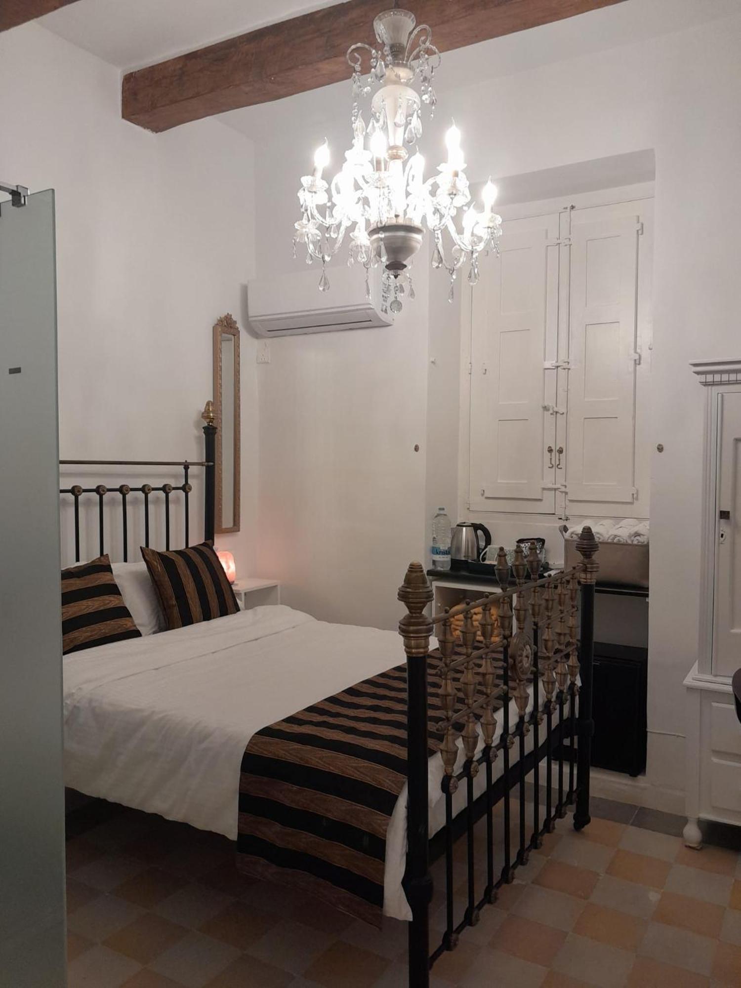 Charming Town House In Cospicua, Valperga Rooms المظهر الخارجي الصورة