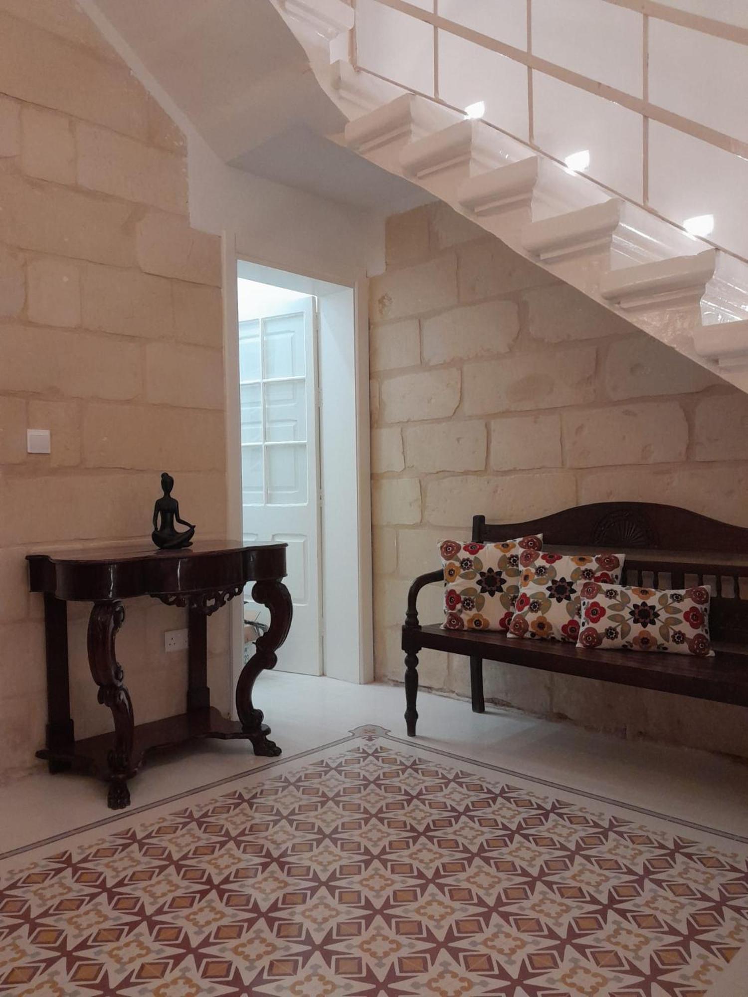 Charming Town House In Cospicua, Valperga Rooms المظهر الخارجي الصورة
